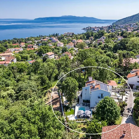 Villa Forest Whisper Near The Sea