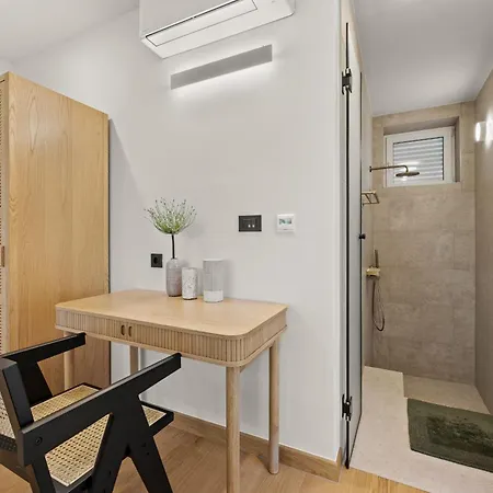 Forest Whisper Near The Sea Villa