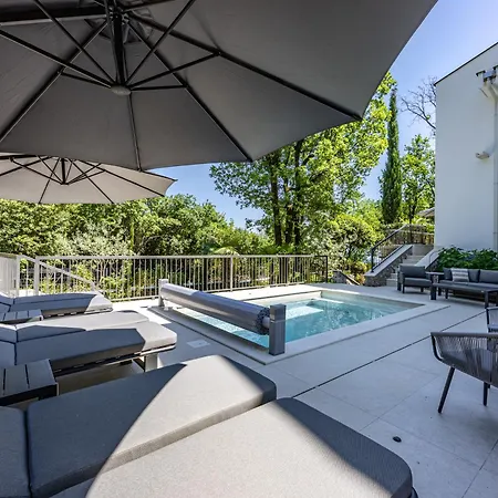 Villa Forest Whisper Near The Sea *