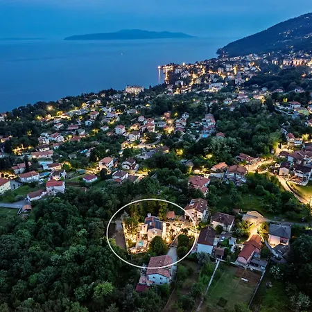 Villa Forest Whisper Near The Sea Opric