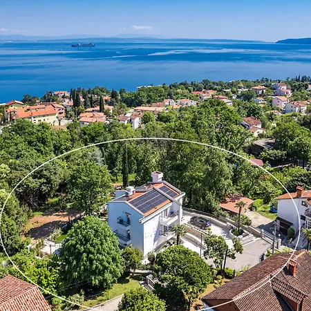 Villa Forest Whisper Near The Sea *