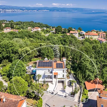 Forest Whisper Near The Sea Villa Opric