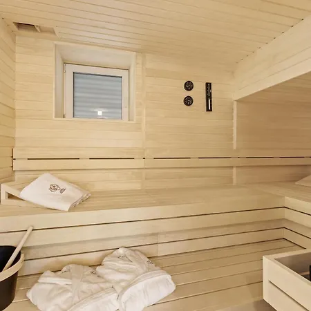 Forest Whisper Near The Sea Villa Opric